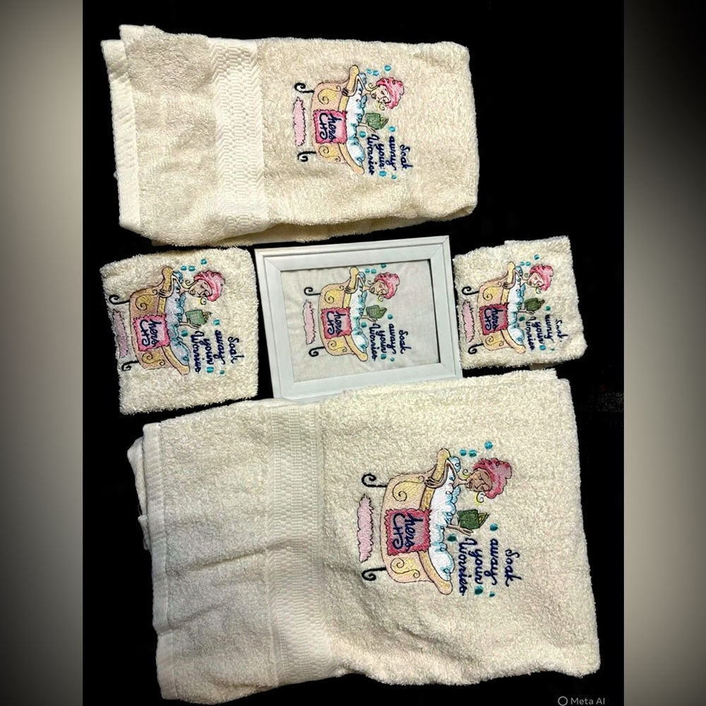 Handmade Embroidered Cream 7 Piece Bath Towel Set with Pink Bathing Design